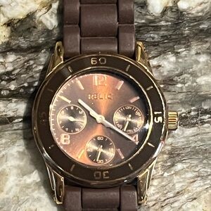 RELIC ZR15581 All Stainless Steel Quartz Analog Women's Watch Needs Battery